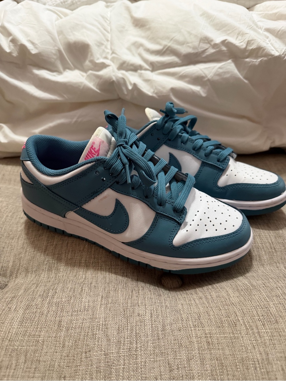 Nike Low-Top Sneakers in Teal and White - South Beach Dunks